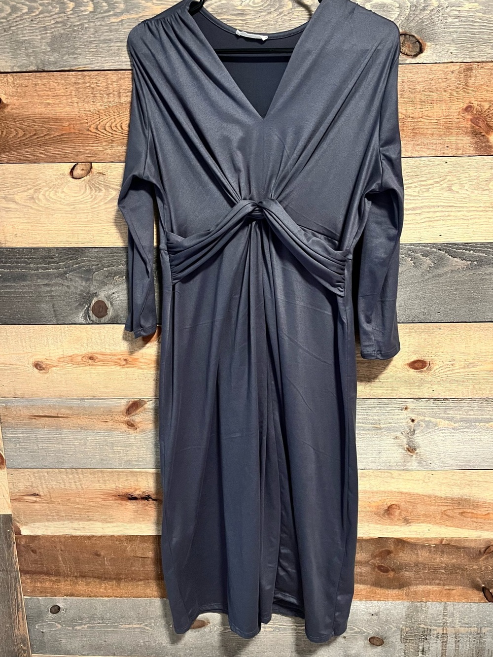 Reb In J 220 Gray Knot-Front Women’s Dress.  Size Large